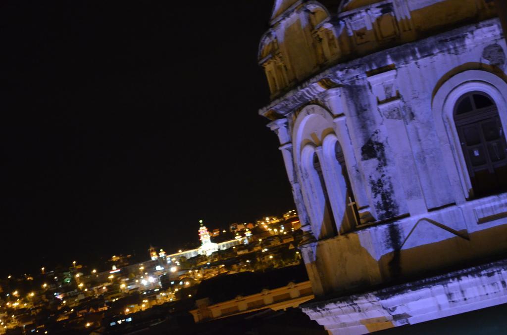 Check Inn Bed And Breakfast Cuenca Exterior foto